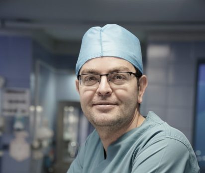 درباره دکتر محمدعلی قائد